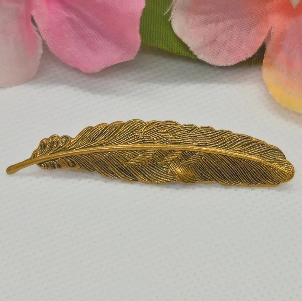 Vintage Golden Feather Brooch Gold Tone Leaf Brooch or Pin